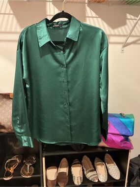 Silky Emerald Green Button-Up Blouse - Women